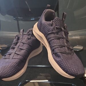 Excellent Condition- Woman's Puma Blue Athletic Shoes